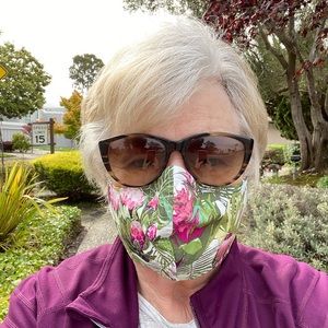 Meet your Posher, Laurie